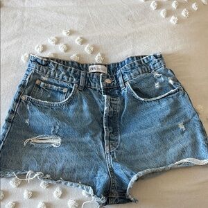 Zara High-Waist Distressed Denim Shorts in Blue